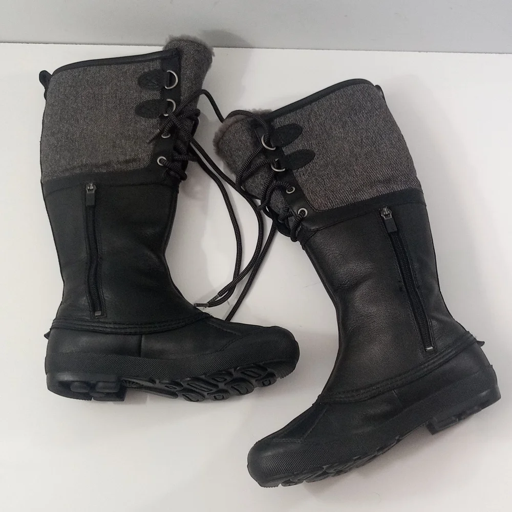 UGG leather waterproof boots - size 7 US - Picture 2 of 12